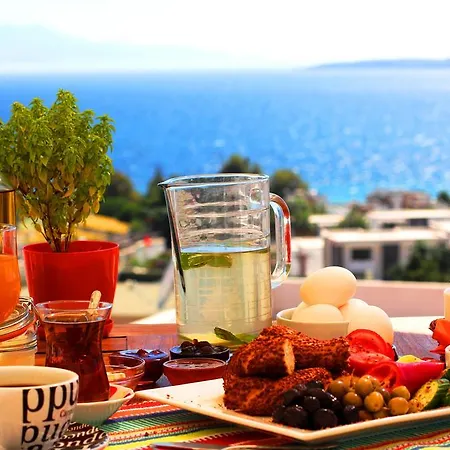 Club Pirinc Hotel 3*