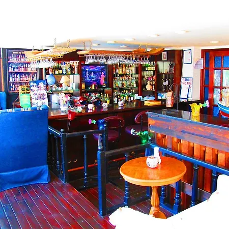 Club Pirinc Hotel 3*
