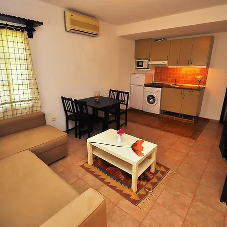Hotel Club Pirinc 3*